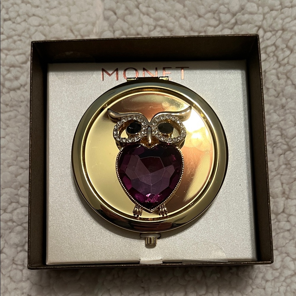 Monet Gold Compact with Purple Gem Owl